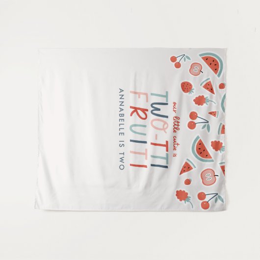 2歳の誕生日 フルーツ 赤い夏の子供たちのパーティー タペストリー (正面(横))