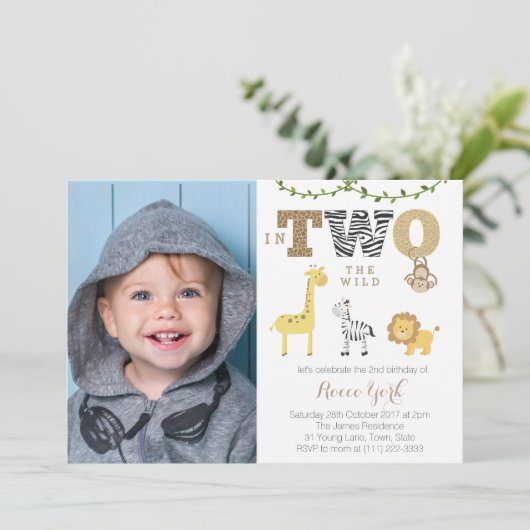 2歳の野生の2歳の誕生日サファリパーティーで男の子 招待状 (スタンド正面)