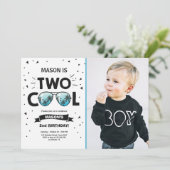 2歳クールの誕生日の招待ボーイ2歳の誕生日ブルー 招待状 (スタンド正面)