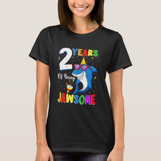 2歳ジャオソフザメ2歳2歳 Tシャツ (正面)