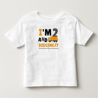 2歳2歳の誕生日建築少年2歳 トドラーTシャツ