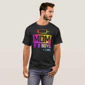 2男の子1女の子の母の低い電池 Tシャツ (正面フル)
