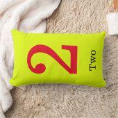 2番の黄色い枕 ランバークッション (ブランケット)