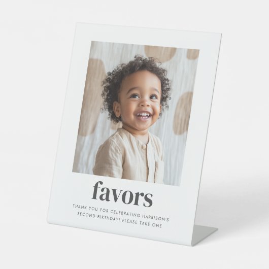 2番目の誕生日 – 正方形の写真の好意サイン 台座サイン (正面)
