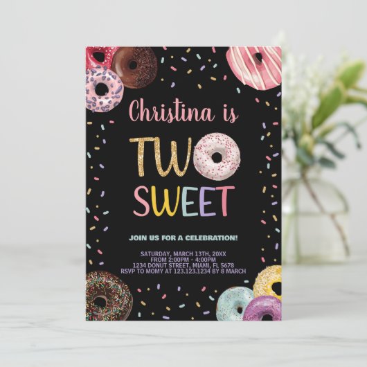 2番目の2つのスイートカラーズドーナツ誕生日招待状 招待状 (スタンド正面)
