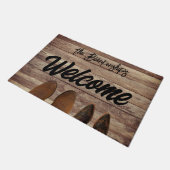 2組のブーツを木材素朴のカスタム ドアマット (アングル)