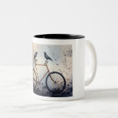 2羽のカラスオンバイク ツートーンマグカップ (正面右)