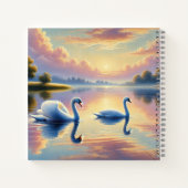 2羽の白鳥が穏やかな湖をすべっていた ノートブック (裏面)