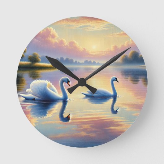 2羽の白鳥が穏やかな湖をすべっていた ラウンド壁時計 (正面)