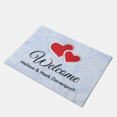 2赤い紙ハートオンアイシーブルーマーブルウェルカムセンター ドアマット (アングル)