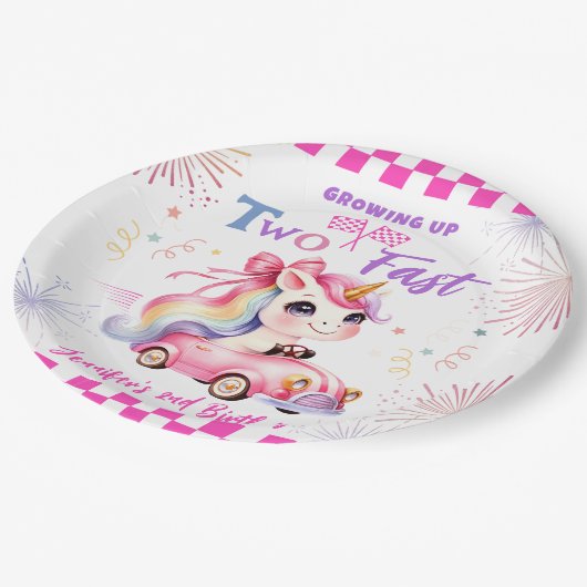 2速く成長！ピンクレースカー2nd誕生日 ペーパープレート (アングル)