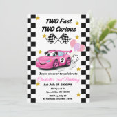 2速2つの好奇心ピンクのレースカー2nd誕生日 招待状 (スタンド正面)