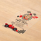 2速2番目の誕生日の子供かわいい赤いレーシングカー アクリル招待状 (レイダウン)