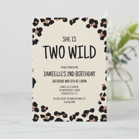 2野生ヒョウ印刷2回目の誕生日 招待状 (スタンド正面)
