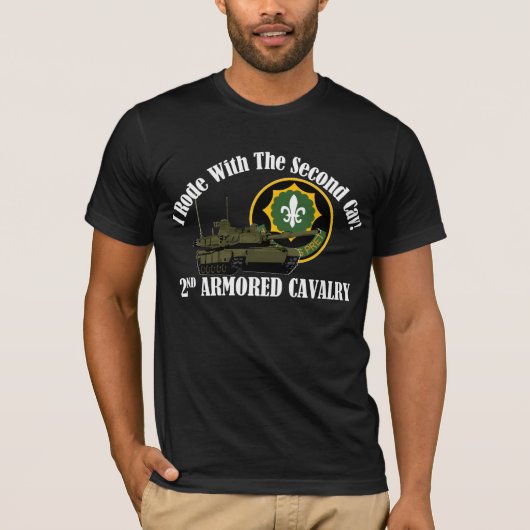 2階の車に乗った! Tシャツ (正面)