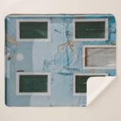 2階青コンクリート建物 シェルパブランケット (正面(横))