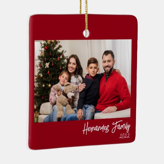 2面カスタムの両面ファミリフォトシンプル赤 セラミックオーナメント (右)