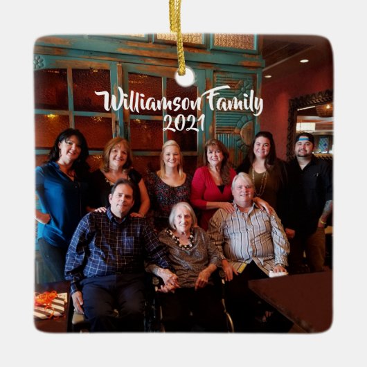 2面カスタム家族の写真ホワイトスクリプトクリスマス セラミックオーナメント (正面)