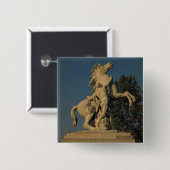 2頭の「泥灰質の馬」のoriginallの1つのレプリカ 缶バッジ (正面&裏面)