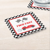 2高速レトロなレース車のテーマ少年の誕生日 ペーパーコースター (アングル)