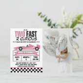 2高速2好奇心ヴィンテージカーガール誕生日写真 招待状 (スタンド正面)