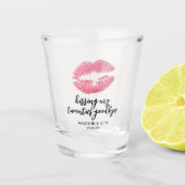 20キスをする代30歳の誕生日 ショットグラス (正面)