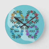 20パーソナライズされたXX年おめでとう&花リース ラウンド壁時計 (正面)