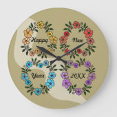 20パーソナライズされたXX年おめでとう&花リース ラージ壁時計 (正面)