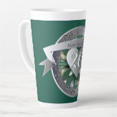 20周年記念エメ結婚ラルドハートメダリオン カフェラテマグ (左アングル)