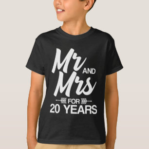 20年20周年を迎え結婚る Tシャツ