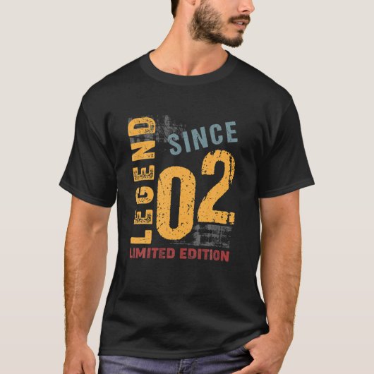 20歳ヴィンテージ2002 20番目の誕生日装飾 Tシャツ (正面)