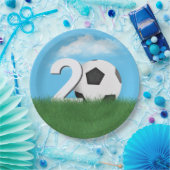 20誕生日サッカーボールinグリーングラス ペーパープレート (パーティー)