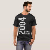 20誕生日20歳男女ヴィンテージ2004 Tシャツ (正面フル)