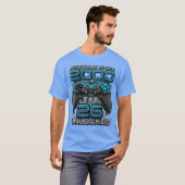 2000年からすごい Level 26 アンロックド 26歳の誕生日 Tシャツ (正面フル)