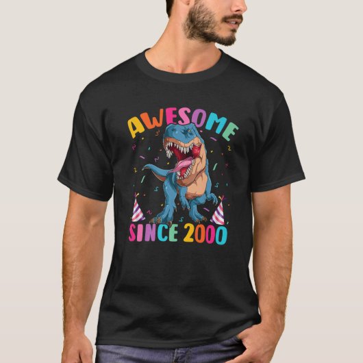 2000年から22歳の恐竜素晴らし愛好家 Tシャツ (正面)