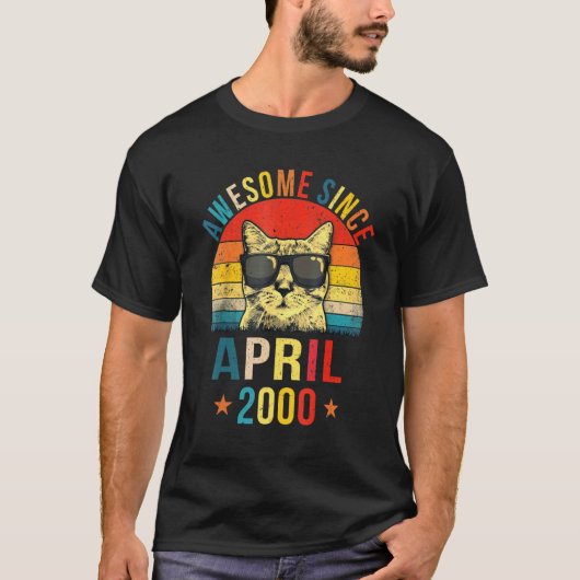 2000年4月22日生まれの誕生日おめでとう 猫 Tシャツ (正面)