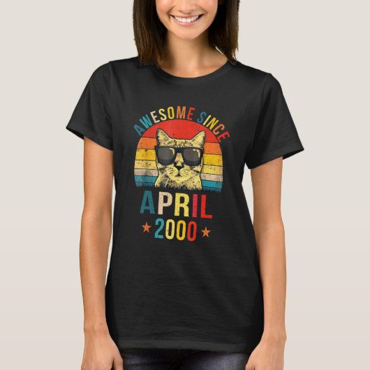 2000素晴らし年4月22誕生日猫 Tシャツ (正面)