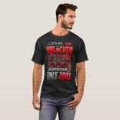 2001年から22素晴らし番目の誕生日のレベル22のロック解除 Tシャツ (正面フル)