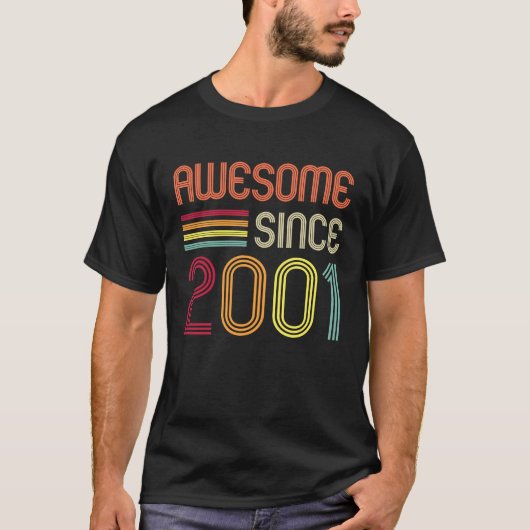 2001年素晴らしから22番目の誕生日レトロ Tシャツ (正面)