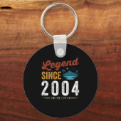 2004年以来の凡例誕生日レトロヴィンテージ キーホルダー (正面)