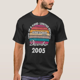 2005年から12生まれ月にある種素晴らし類の1つ Tシャツ