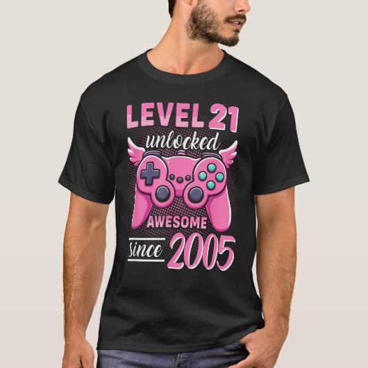 2005年生まれのゲーマー女子が21歳の誕生日を迎える Tシャツ (正面)