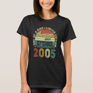2005素晴らし年9月以来17歳Bir Tシャツ
