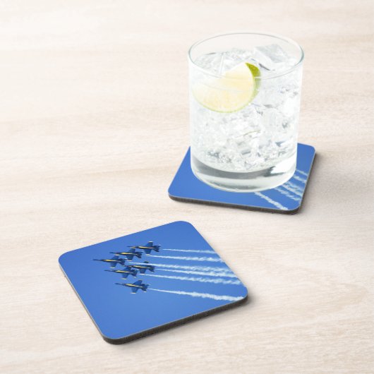 2006の艦隊週2の間のブルーエンジェルの低空飛行 コースター (右側)