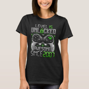 2007年15誕生日以素晴らし降のレベル15のロック解除 Tシャツ