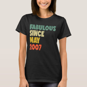 2007年5月以来の素晴らしい男の子の男の女の子の誕生日 Tシャツ