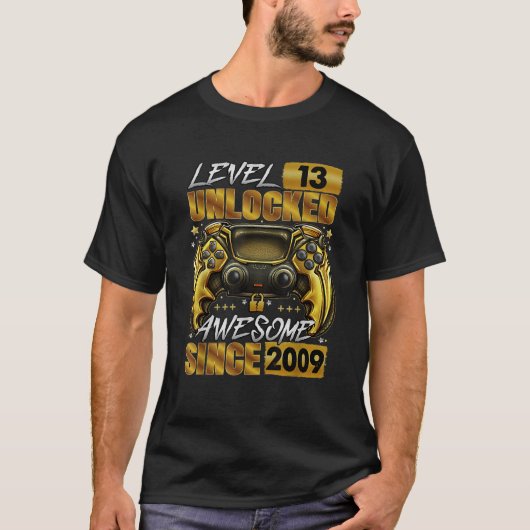 2009年13誕生日以素晴らし降のレベル13のロック解除 Tシャツ (正面)