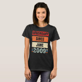 2009年6月以来の伝説的な私へのハッピーバースデー Tシャツ (正面フル)