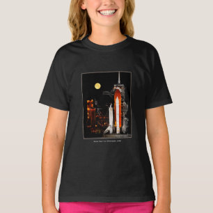 2009年、宇宙シャトル・ディスカバリーと満月を背景にした少女 Tシャツ