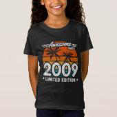 2009生まれ年以降2009年限定版レトロ素晴らし Tシャツ (正面)